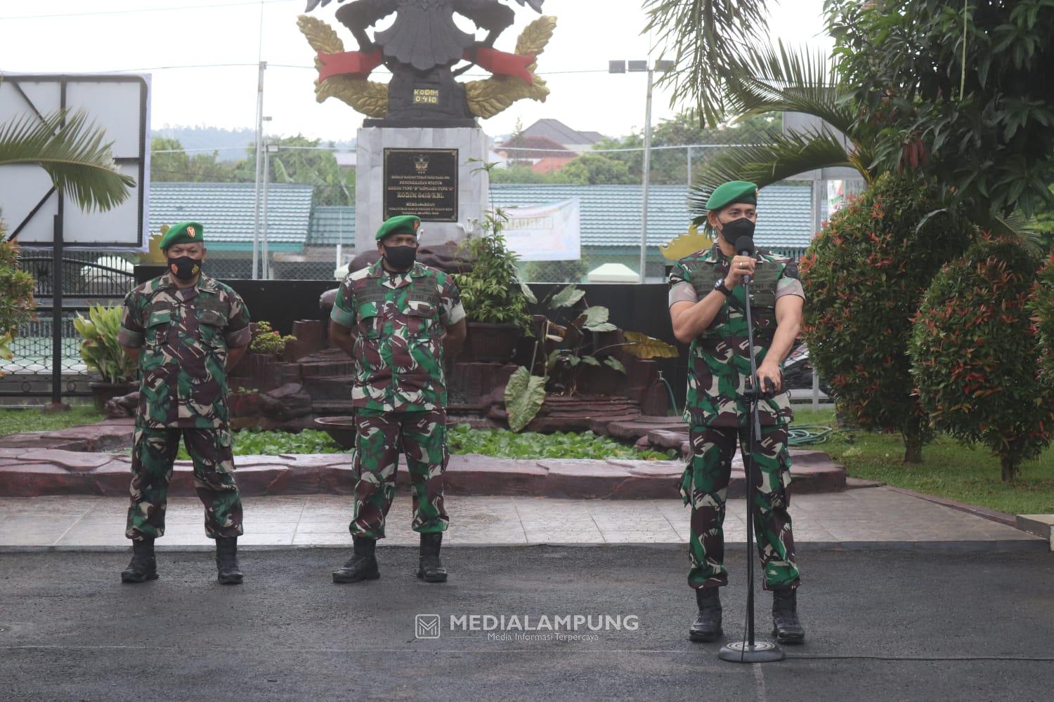 Dandim Kolonel Faisol Izuddin Karimi Pimpin Apel Gabungan Personel Jajaran Kodim KBL
