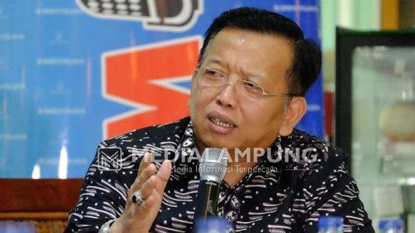 Ahmad Muqowam Kecam Papan Bunga untuk Said Aqil Siradj