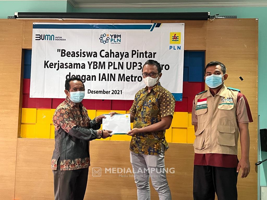 YBM PLN Gelontorkan Rp480 Juta untuk Pemberdayaan UMKM, Santuni Dhuafa dan Beasiswa