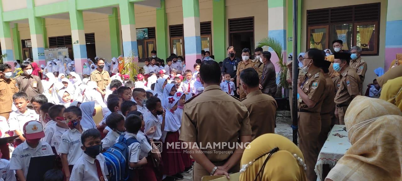 Agus Istiqlal-Zulqoini Tinjau Pelaksanaan KBM Tatap Muka