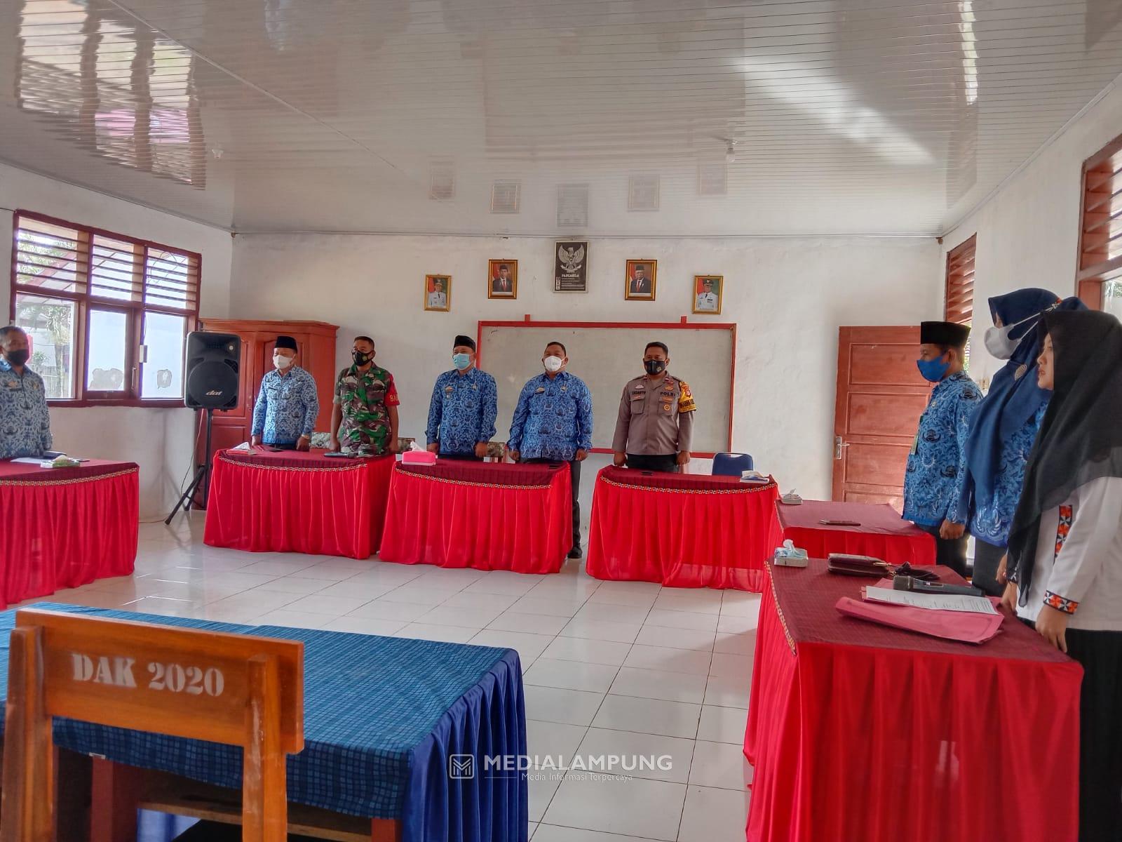 Rakor Perdana Kecamatan Gedungsurian Bahas Vaksinasi Anak dan APBDes