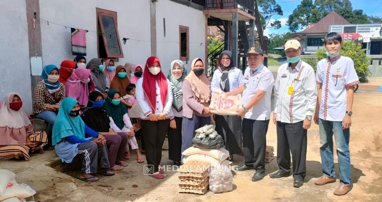 Pastikan Tepat Waktu dan Sasaran, Akmal Pimpin Pendistribusian BPNT