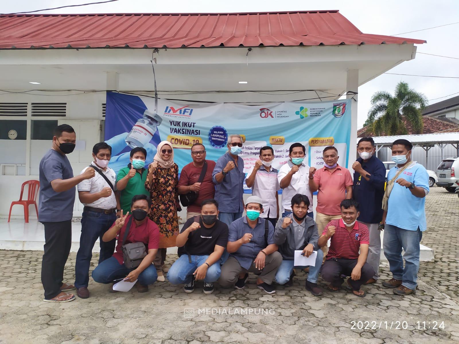 Jurnalis di Pringsewu Mendapat Vaksin Booster