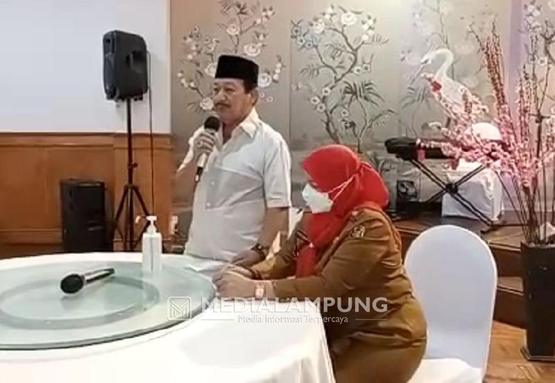 Ancam Somasi, Herman HN Tepis Isu Perselingkuhan Bunda Eva