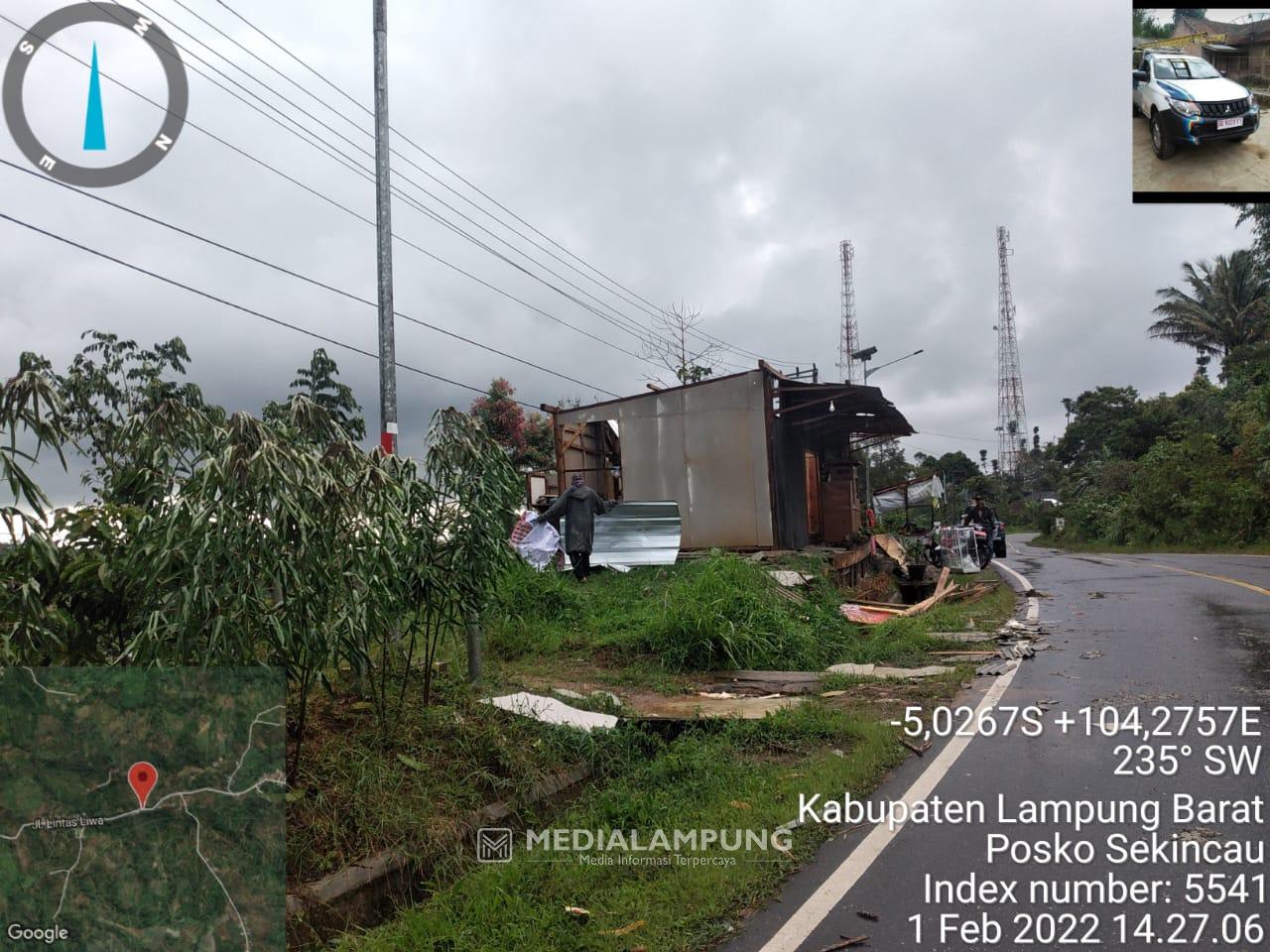 Pekon Giham Diterjang Angin Puting Beliung, Sembilan Rumah Rusak