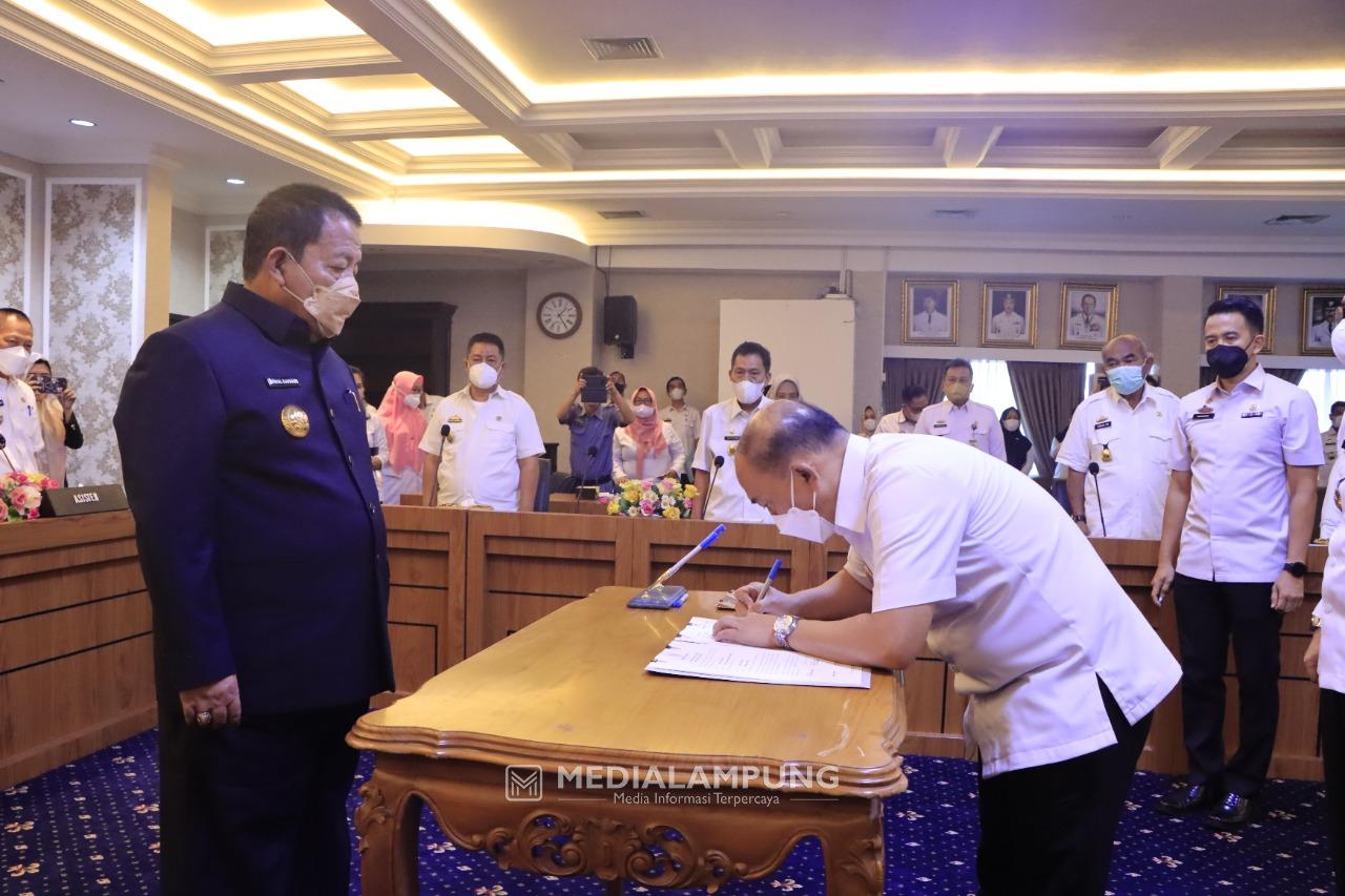 Dihadapan Gubernur, Kepala Perangkat Daerah Tandatangani Perjanjian Kinerja