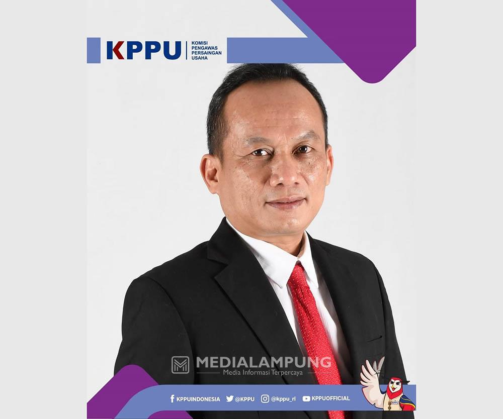 Ukay Karyadi, Alumni FEB Unila Jadi Ketua KPPU RI