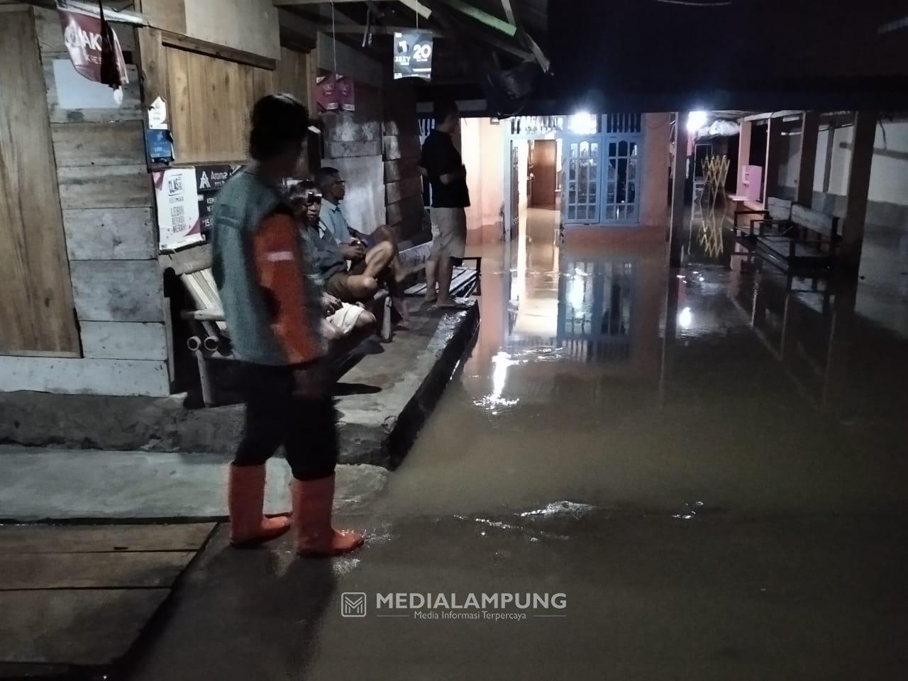 Curah Hujan Tinggi, Pesisir Selatan Waspada Banjir