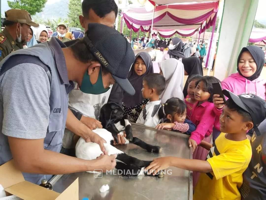 Disbunnak Lambar Buka Klinik Hewan Gratis di 15 Kecamatan