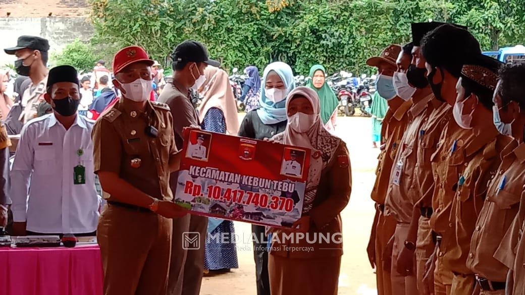 Hadiri Musrenbang Kebuntebu, Parosil Minta Usulan Disesuaikan Kebutuhan Warga