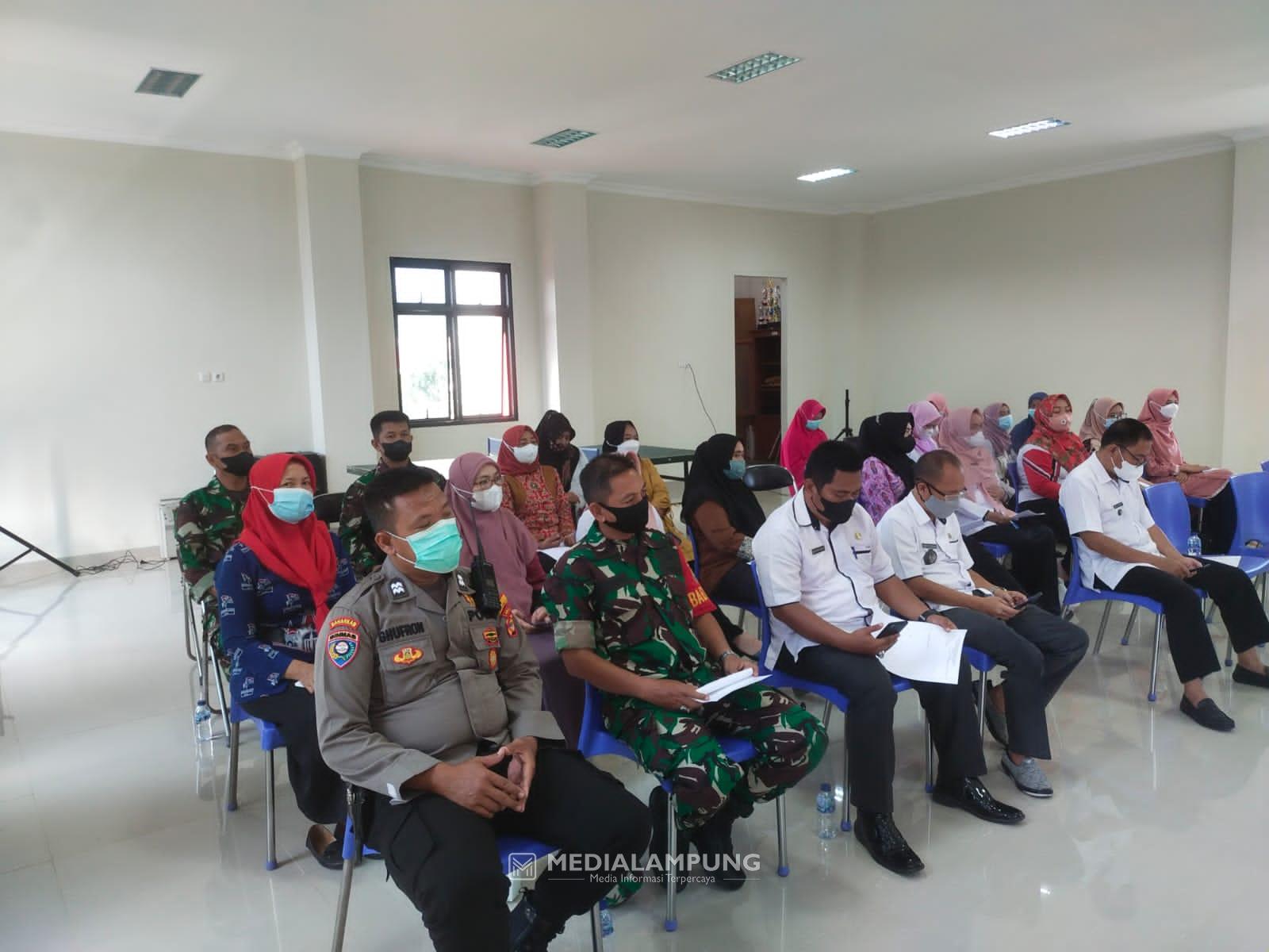 Anggota Koramil TBS Ikuti Pertemuan Lintas Sektor Puskesmas Kemiling