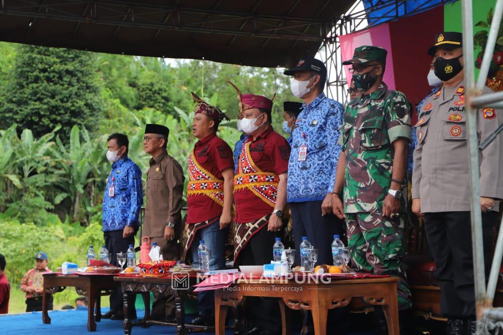 Parosil-Mad Hasnurin Tuai Banyak Pujian dari Warga Lumbokseminung 