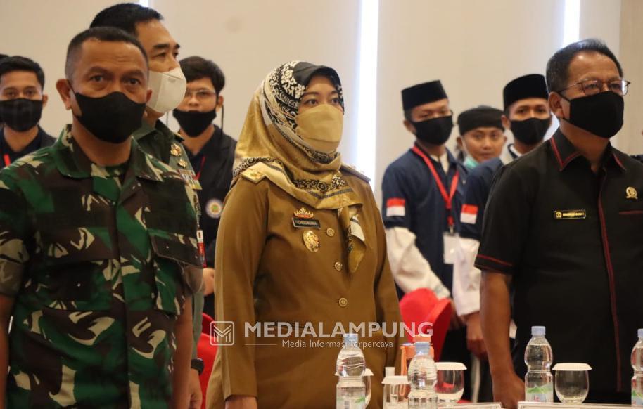 Wagub Nunik Buka Sosialisasi Pembinaan Kesadaran Bela Negara