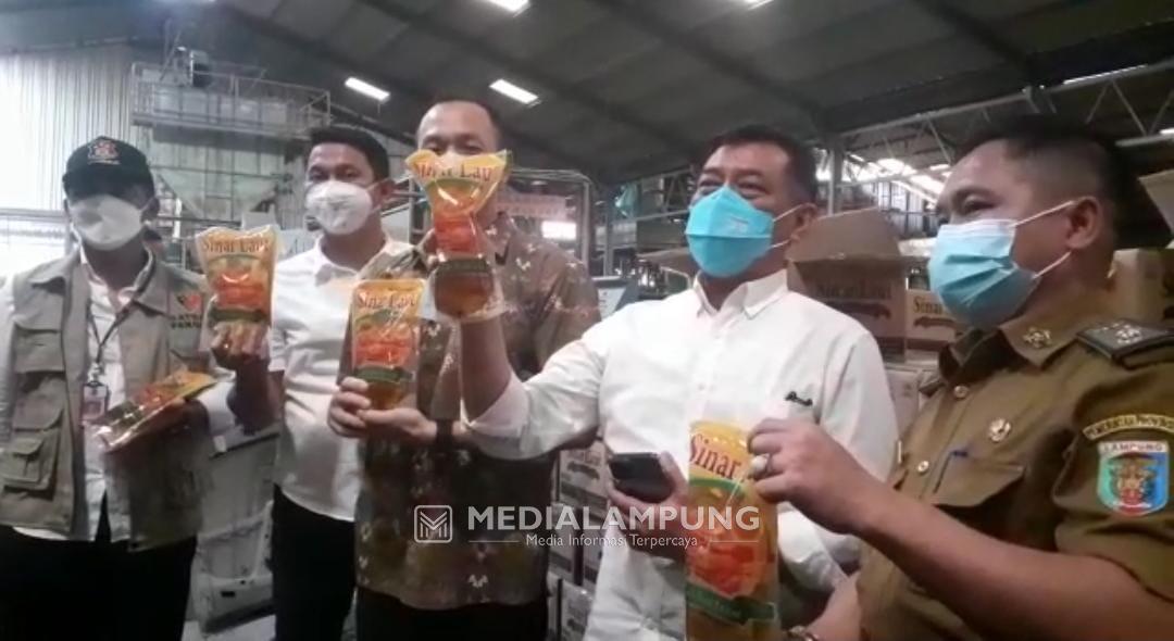 Satgas Ditreskrimsus Polda Lampung Temukan 345 Ton Minyak Goreng