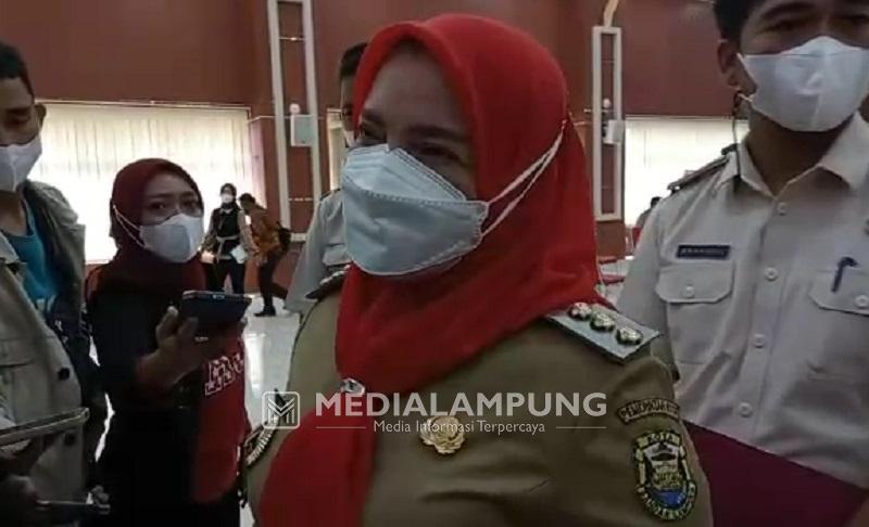 Walikota Eva Dwiana Hadiri Penyerahan DHKP dan SPPT PBB 2022