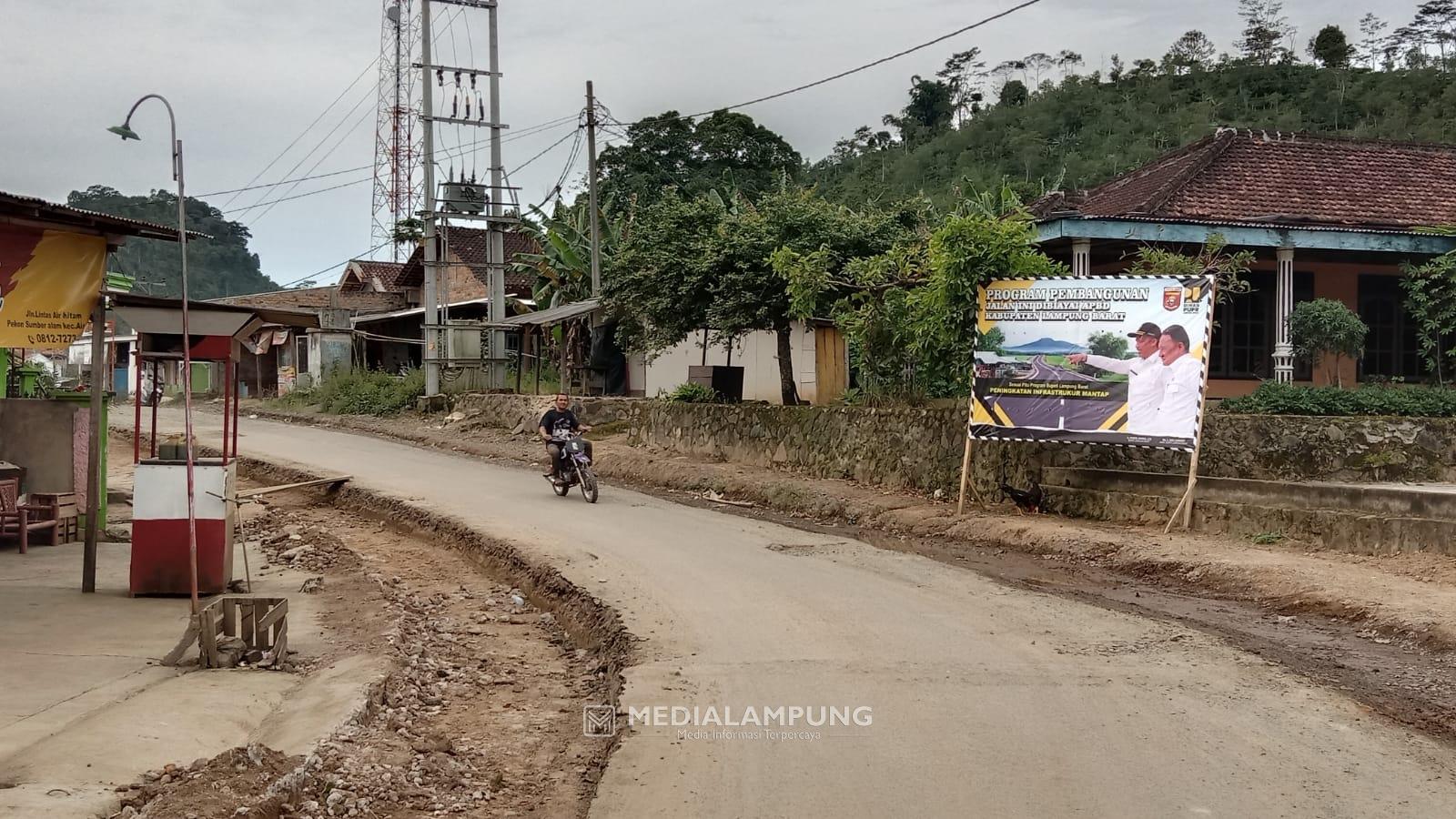 Pesan PAC PDIP Airhitam: Pembangunan Jalan Poros Kecamatan Utamakan Kualitas 