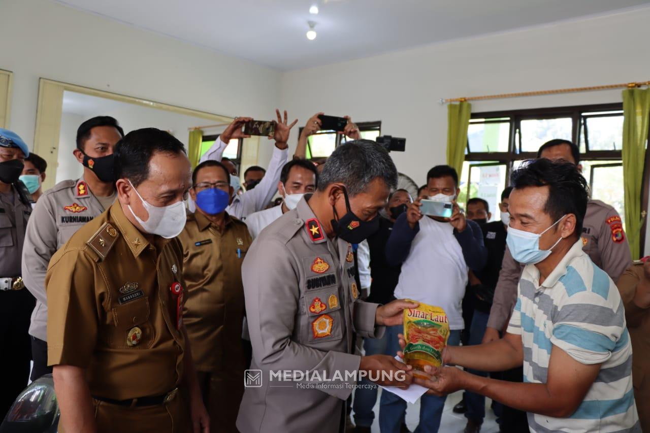 Wakapolda Lampung Hadiri Vaksinasi Serentak di Lampura