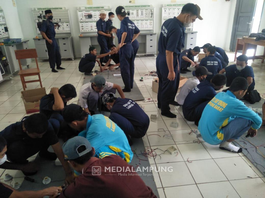 Sambut UKK, SMK di Lambar Jalani Verifikasi Tuk