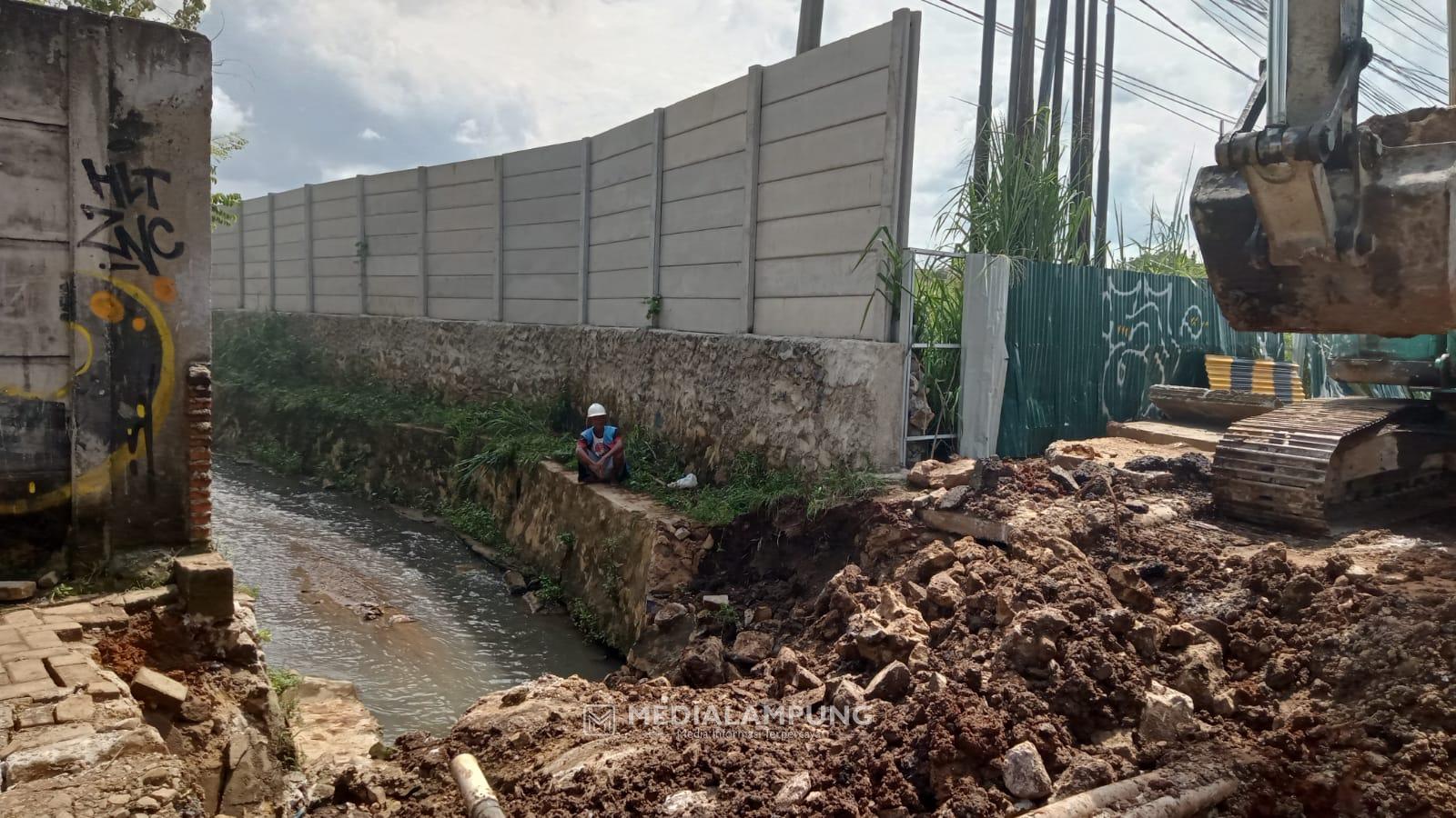 Box Culvert Sepanjang 29 Meter Dipasang Untuk Atasi Banjir di Jl. Z.A Pagar Alam