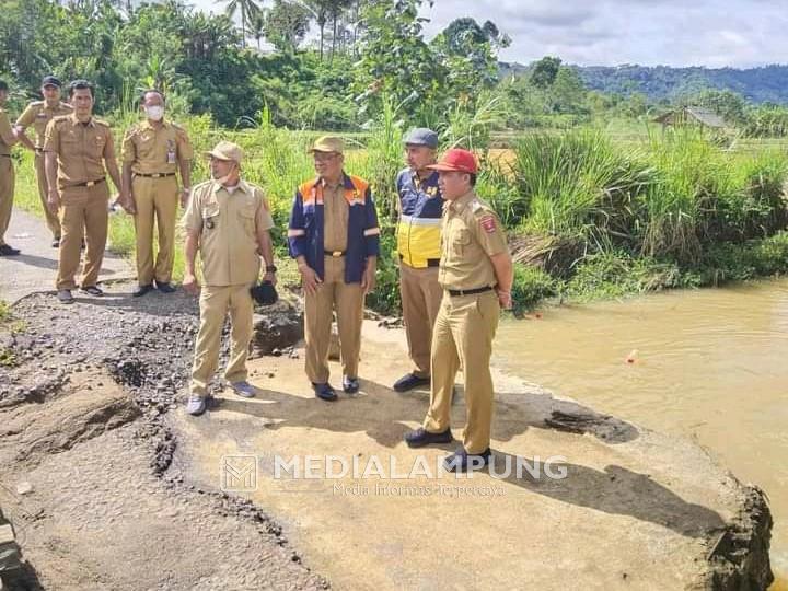 Parosil Instruksikan Penanganan Jalan Penghubung Puramekar-Mekarjaya Disegerakan