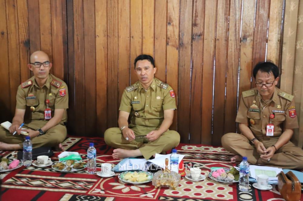 Parosil Sambangi Pekon Sukapura, Dukung Penyelesaian Perjuangan Legalitas Tanah 