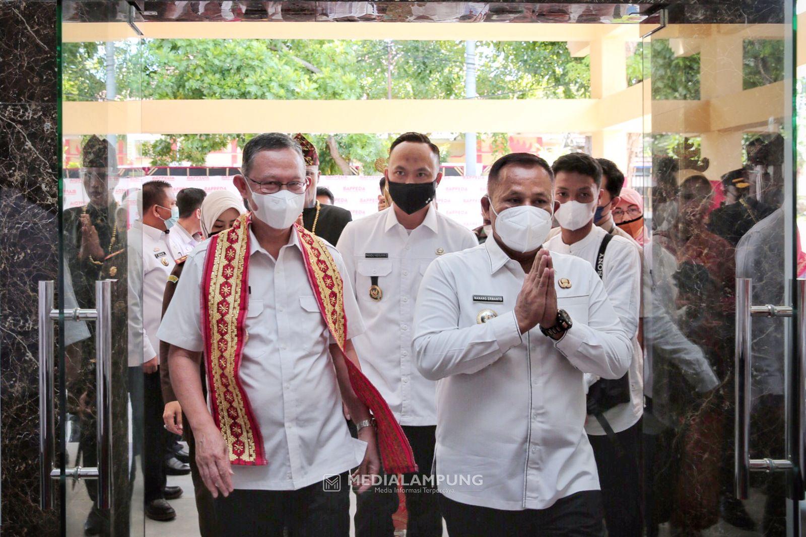 Sekdaprov Fahrizal Darminto Buka Musrenbang di Lampung Selatan 