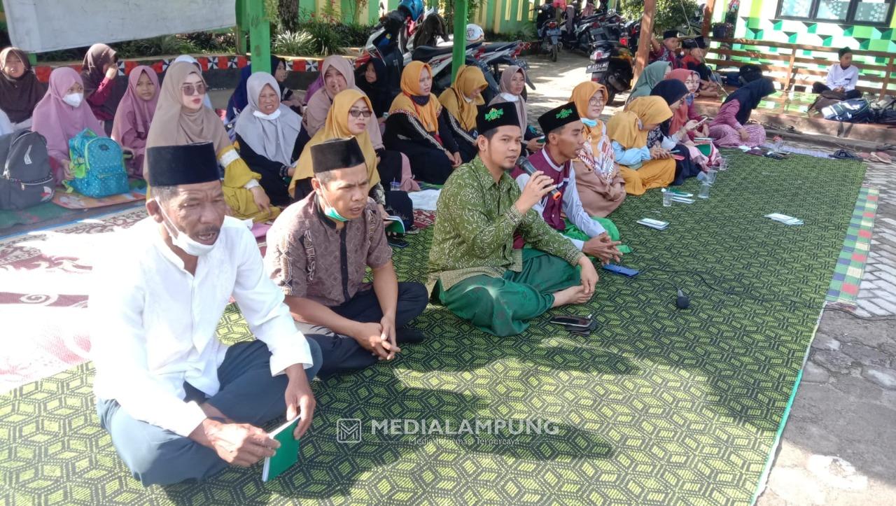 Songsong Ramadhan, MIN 2 Lambar Gelar Do'a Bersama