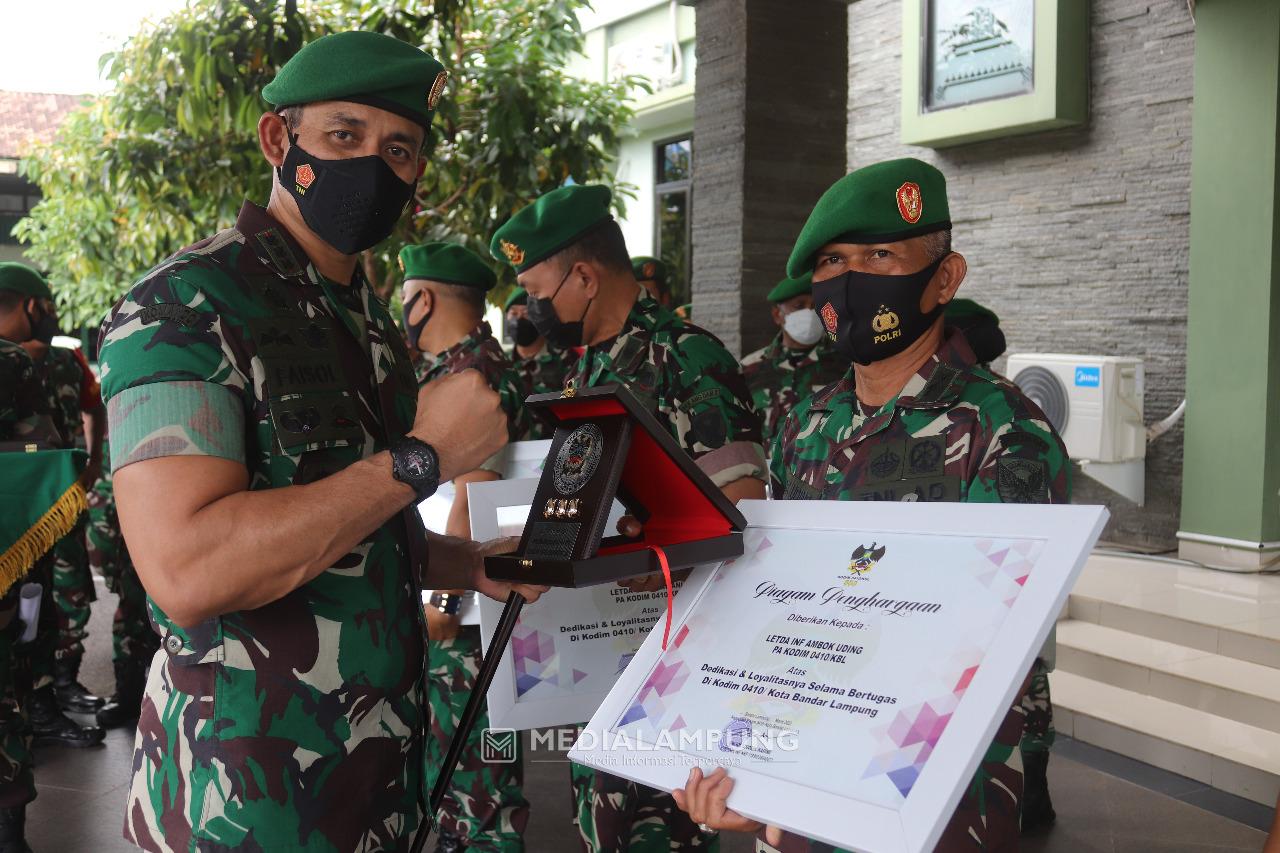 Pimpin Tradisi Korps Raport, Dandim Faisol Ingatkan Personel TNI Harus Siap Tugas Dimana Saja