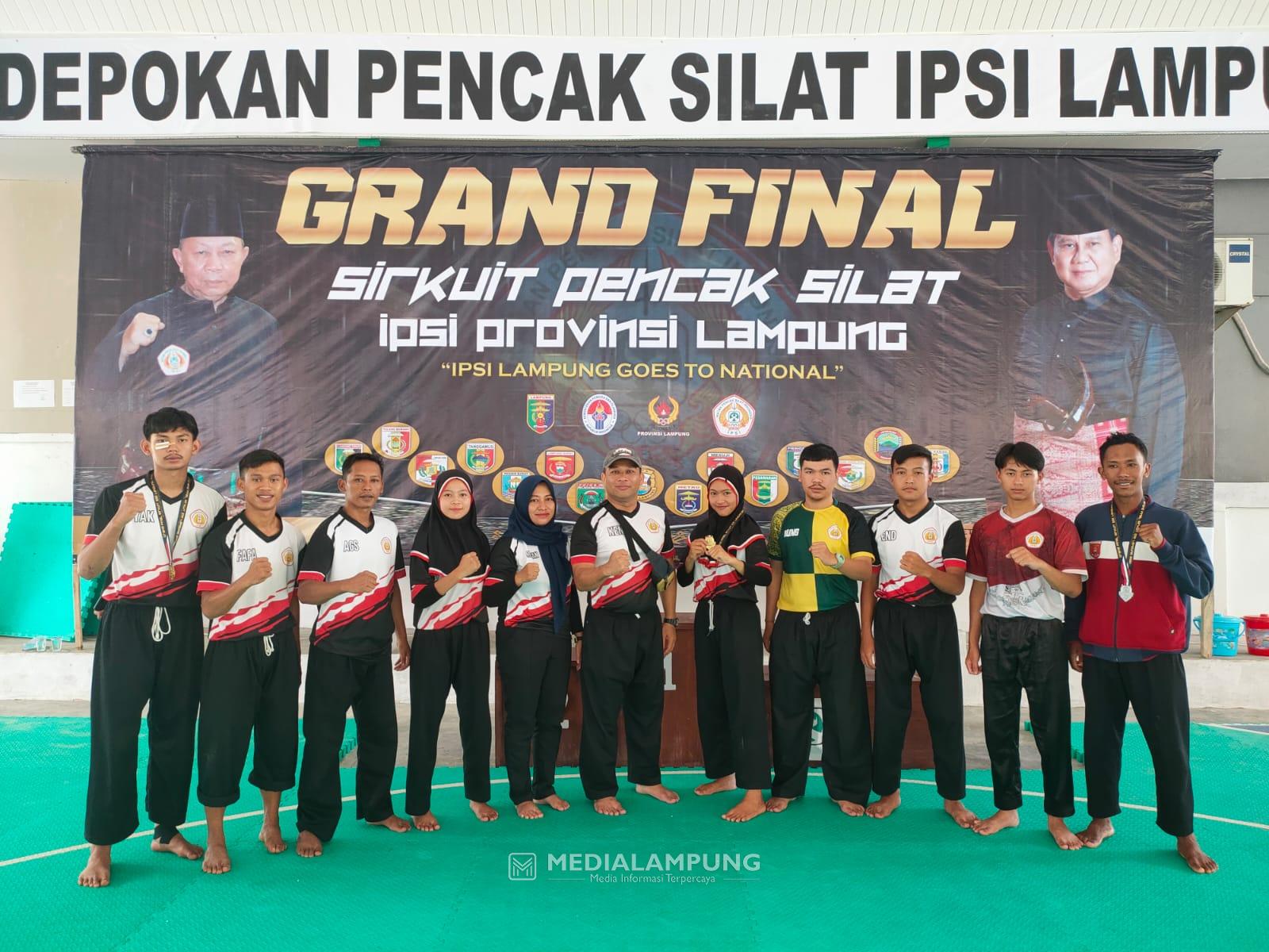 Pesilat Lambar Bawa Pulang Dua Emas dan Satu Perak di Sirkuit Pencak Silat Lampung