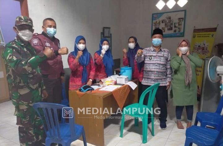 Lurah Rawalaut Ahmad Nauval Terus Bekerja Mengantisipasi Lonjakan Covid-19