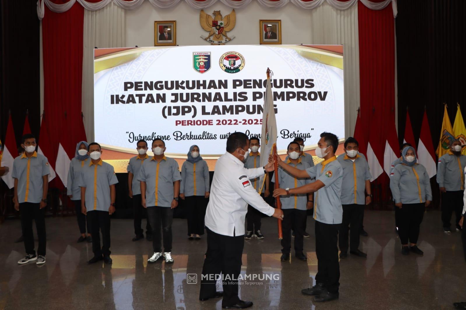 Usai Dikukuhkan, Arinal Berharap IJP Lampung Mendorong Informasi Pembangunan Lampung 